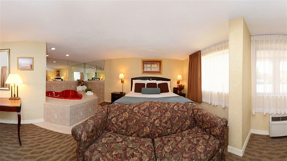Days Inn By Wyndham Silver Spring Exterior photo